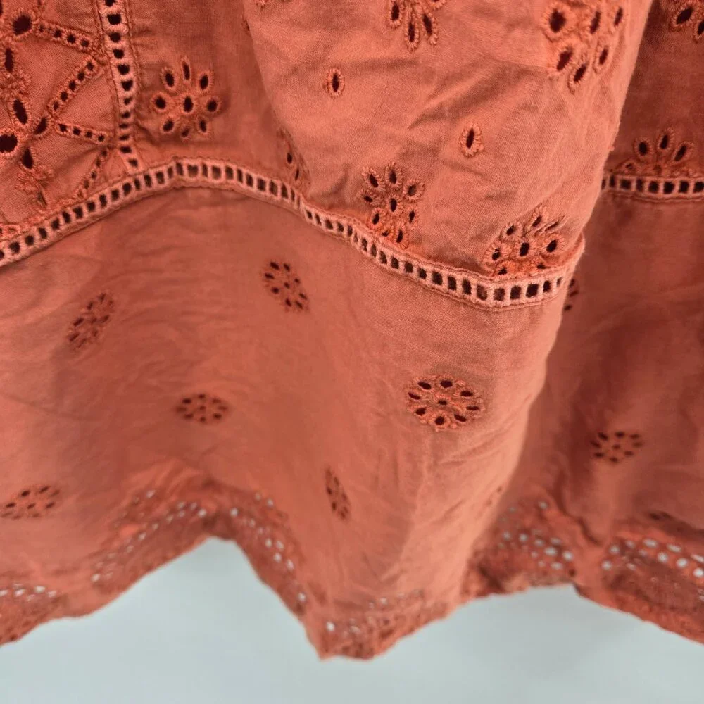 Faherty Rust Burnt Orange Eyelet 100% Organic Cotton Boho Blouse Size Medium - Picture 13 of 16